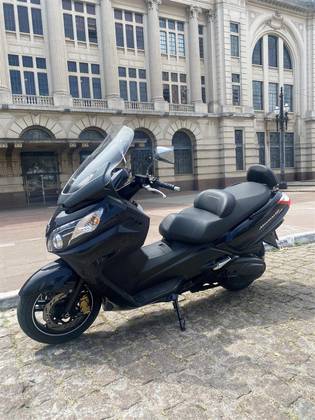 DAFRA MAXSYM 400i 